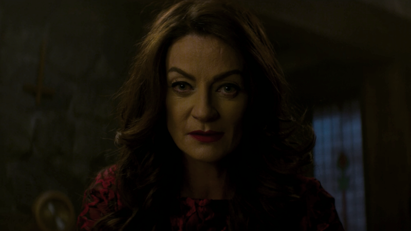 Michelle Gomez knows how to rock liquid eyeliner.